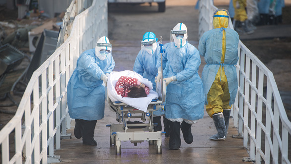 武漢火神山醫院開始收治新型冠狀病毒感染的肺炎確診患者
